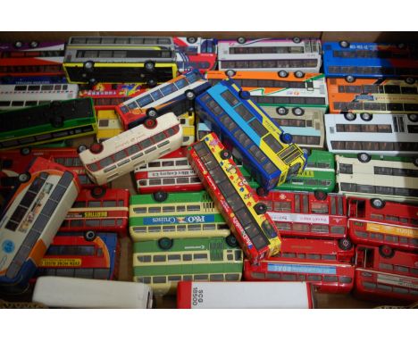 A tray of mixed 1/76 scale public transport diecast vehicles to include EFE, sold with a small quantity of associated boxes