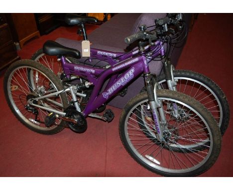Two Dunlop Sport Disk 27 Gents mountain bikes