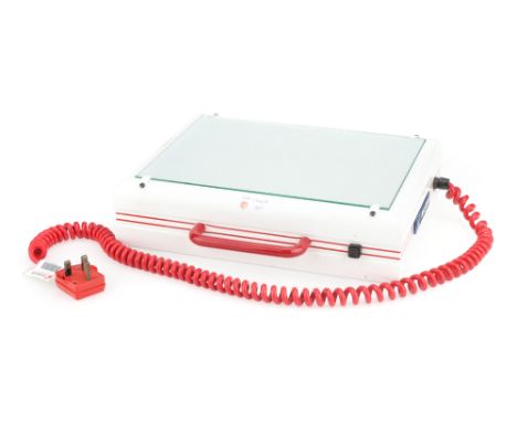 A Master Portable Light Box,white, with red handle, appears working at time of auction, light aperture 30cm x 23cm