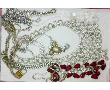 Twelve vintage necklaces