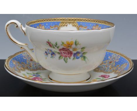 Paragon bone china tea set, Honiton pattern.