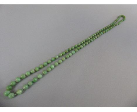 A Pale Green Jade Necklace of Graduated Beads, Largest 7mm Approx