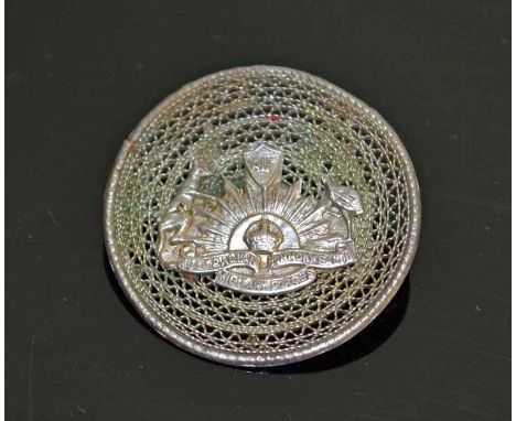 WWI A.I.F. Jerusalem Sterling Silver Filigree Sweet Heart Rising Sun Badge Most likely Light Horse Diameter: 3cm 