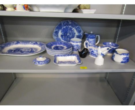 George Jones Abbey ware table china, a Wedgwood glass bird and a Royal Worcester bird pie funnelLocation: 6:4 