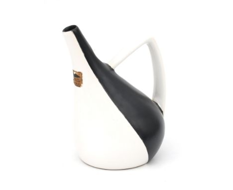 Kunstaardewerkfabriek Regina, Gouda A black and white glazed ceramic vase with handle, model 1285, pattern Pinguin, the model