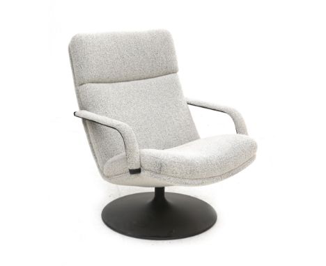 Geoffrey Harcourt (1935) A grey upholstered easy chair on black swivelling base, model F142, produced by Artifort, designed 1