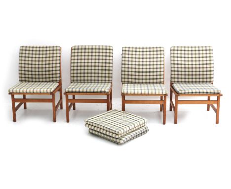 Børge Mogensen (1914-1972) Four oak peg chair with checkered upholstered seat and backrest cushions, the pattern designed by 