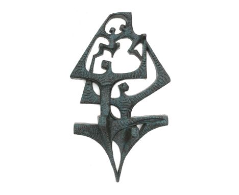 Joop Puntman (1934-2013) A green stylized ceramic wall-figure of a stylized family, produced by Ambacht Haalderen, 1960s, uns