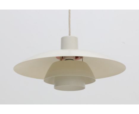Poul Henningsen (1894-1967) A white and orange lacquered metal hanging lamp, model PH 4/3, produced by Louis Poulsen. 20 cm. 