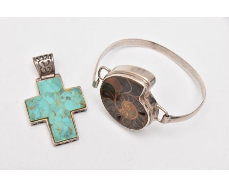 A WHITE METAL AMMONITE BANGLE AND A TURQUOISE CROSS PENDANT, the ammonite bangle unmarked, together with a white metal turquo