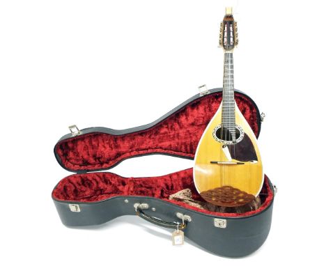 Fine Italian Neapolitan mandolin by and labelled Liuteria Classica Romana, Pasquale Pecoraro Allievo Embergher, Specialita pe