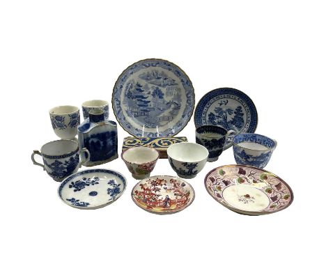 A Caughley blue and white teabowl, circa 1790, printed with the mother and child pattern, diameter 8.1cm, together with other