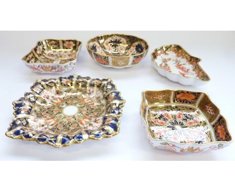 Five Royal Crown Derby trinket trays: Circular ten-lobed dish – 3.5in, 1128-1928; Fan, 407, 2649-1928;&nbsp;Rectangular, 1806