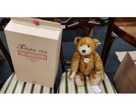 STEIFF BEAR - PETSY IN BOX