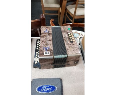 HOHNER ACCORDIAN