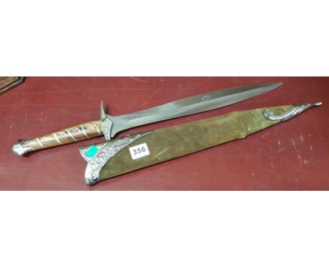 LORD OF THE RINGS - FRODOS SWORD - 22' LONG, STEEL BLADE WITH ELVEN INSCRIPTION &amp; WOODEN HANDLE, COMES WITH METAL &amp; S