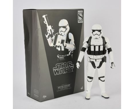 Sideshow Collectibles - Star Wars 1/6 scale action figure 'First Order Stormtrooper'. Detailed Exclusive Sixth Scale action f