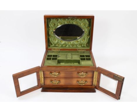 Good quality late 19th century walnut jewellery box, the domed top with surmounting recessed handle, hinged to reveal green s