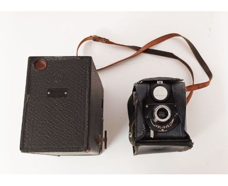 2 VINTAGE CAMERAS