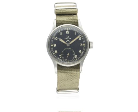 A GENTLEMAN'S STAINLESS STEEL BRITISH MILITARY OMEGA W.W.W. WRIST WATCH CIRCA 1940s 
D: Black dial with Arabic numerals, lumi