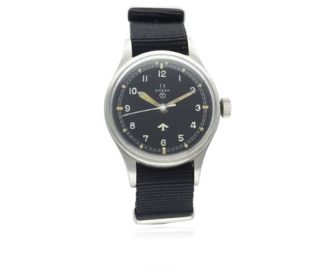 A GENTLEMAN'S STAINLESS STEEL BRITISH MILITARY OMEGA&nbsp;RAF&nbsp;PILOTS WRIST WATCH DATED 1953, REF. 2777-1 SC&nbsp;
D: Bla