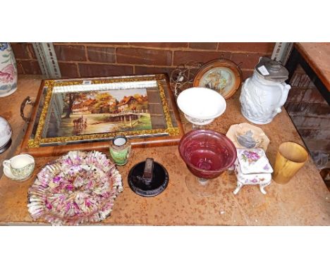 SHELF WITH ORNATE MIRRORED PICTURE, SERVING TRAY, RAF ASHTRAY &amp; VARIOUS CHINA &amp; GLASS ITEMS