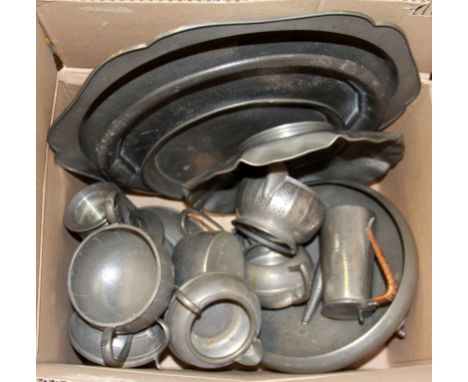 A quantity of good vintage pewter items.