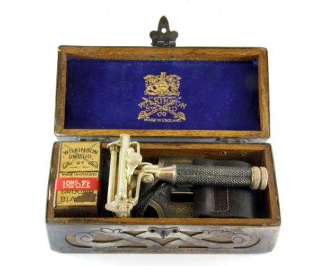 An Art Nouveau cased Wilkinson Sword early safety razor, 12.5 x 6 x 4.5cm.