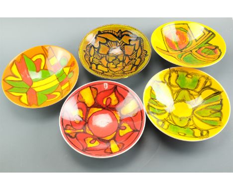 A Poole Pottery Aegean pattern bowl together with four others, all shape number 57, 26 cm diameter