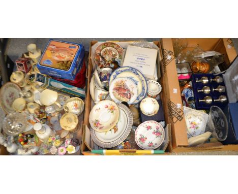 Ceramics and Glass - A Royal Albert Old Country Roses Hampstead footed bowl, boxed; a Beswick brown gloss foal; a Royal Crown