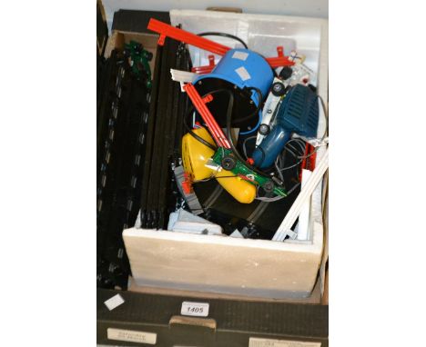 Scalextric - a BRM P160 racing car set, with two green and two white Yardley cars, with track, controllers, etc 