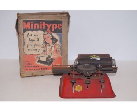 Minitype vintage type writer with box, Box A/F