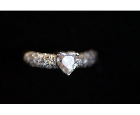 9ct Gold dress ring Size P