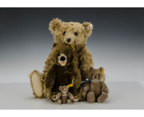 A Steiff Limited Edition 35 PB Bearle, 1510 of 6000, 1991 (no box or certificate); and three yellow tagged Steiff bears