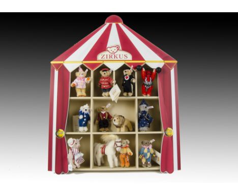 A Steiff Limited Edition for the German Market Magische Zirkuswelt (Magic Circus World), a wooden shelf in the form of a circ