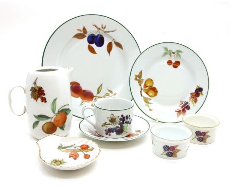 A quantity of Royal Worcester Evesham pottery