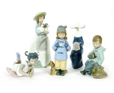 Five Lladro and Nao figures , and six pieces of Goebel figures, with damage (11)