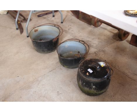 Two old enamel preserve pans and a boiling pan