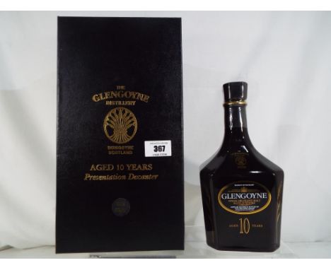 Glengoyne single Highland malt Scotch whisky aged 10 years, Dumgoyne, in sealed Seton Pottery presentation decanter and lined