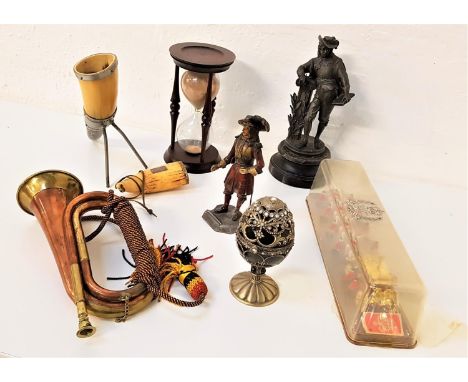 MIXED LOT OF COLLECTABLESincluding a horn drinking vessel on stand, a Scrimshaw type tooth with a plaque engraved 'MM1881', r