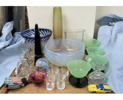 A Sabino glass bowl decorated with female figure heads together with assorted glasswares including vases, scent bottle etc 