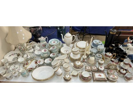 A Royal Albert Enchantment pattern part tea service together with assorted Aynsley porcelain and a table lamp, a Wedgwood Cli