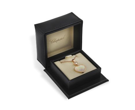 A DIAMOND AND MOTHER-OF-PEARL 'HAPPY HEARTS' PENDANT NECKLACE, BY CHOPARDOf heart design, with a central glazed compartment r