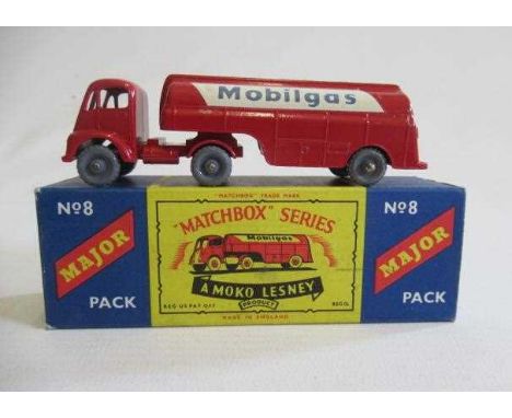 Matchbox Major Pack 8 Thorneycroft Mobilgas tanker, box M, model M (Est. plus 24% premium inc. VAT)