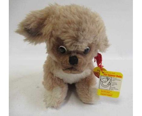 Steiff Petsy dog, with googly eyes and white metal ear button, 11" overall (Est. plus 24% premium inc. VAT)Condition Report: 