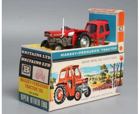 Britains 9529 Massey Ferguson 135 tractor, box G, model E, front paper transfer needs resticking, no driver (Est. plus 24% pr