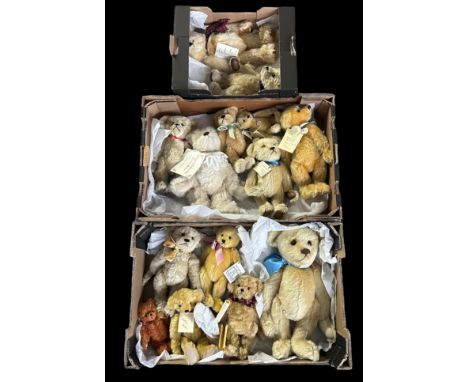Teddy bears unboxed collection, range of Steiff, Barton Bears, Pam Howells, Michael &amp; Judy Walton (New Zealand), etc., si