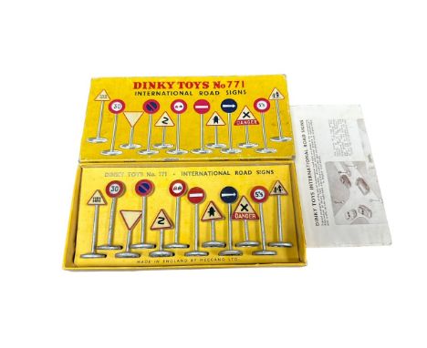 Dinky. International Road Signs Set No. 771, with 12 road signs, generally excellent in good plus yellow lift off lid box, wi
