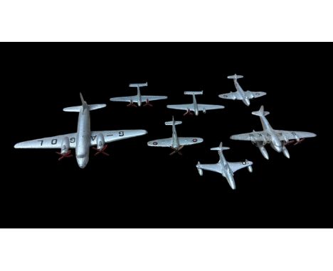 Dinky unboxed 1940s onwards aircraft collection, generally good plus and would benefit from light cleaning, with Viking No. 7