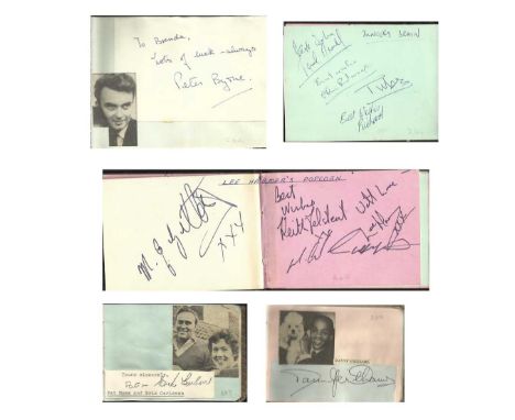 Vintage autograph collection 4  Peter Byrne signature piece fixed to Autograph album page with small inset b/w photo, Bunkers